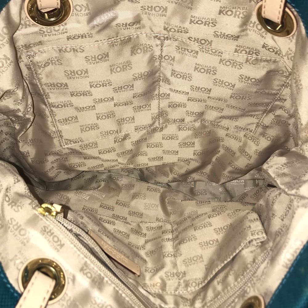 Handbag - Picture 3 of 4